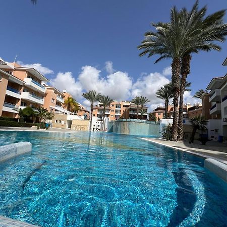 Iris Village Grand Apartment Пафос Екстер'єр фото