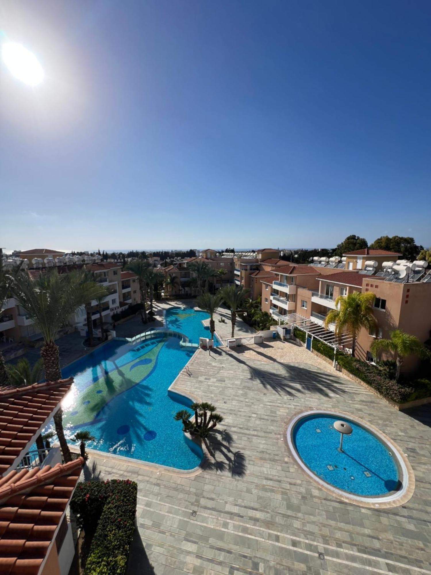 Iris Village Grand Apartment Пафос Екстер'єр фото