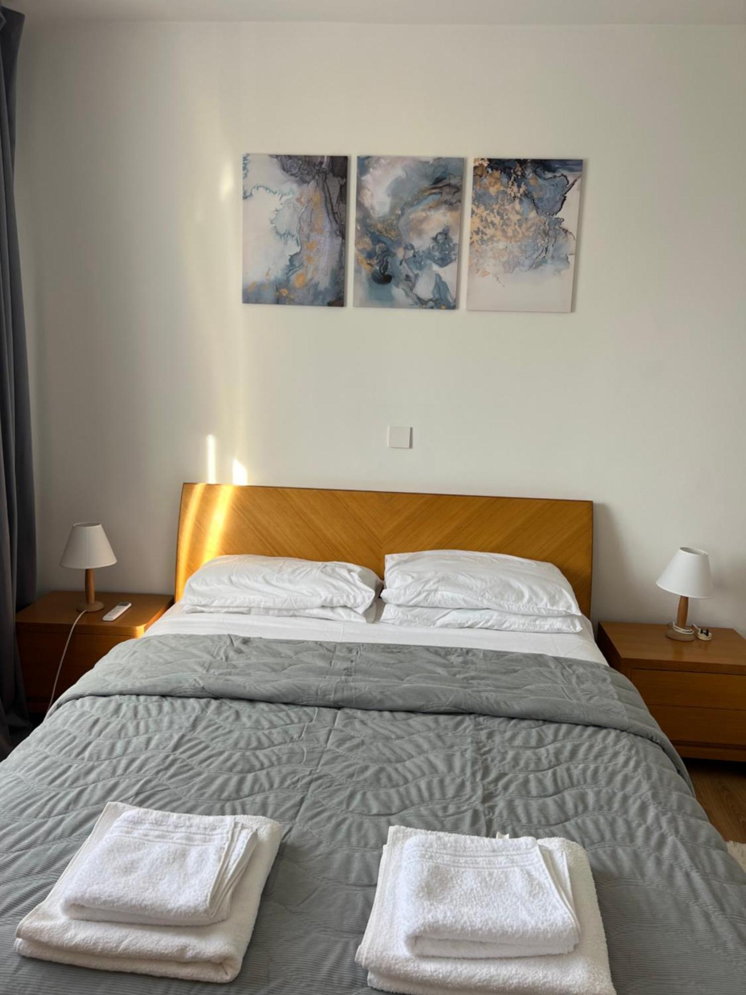 Iris Village Grand Apartment Пафос Екстер'єр фото