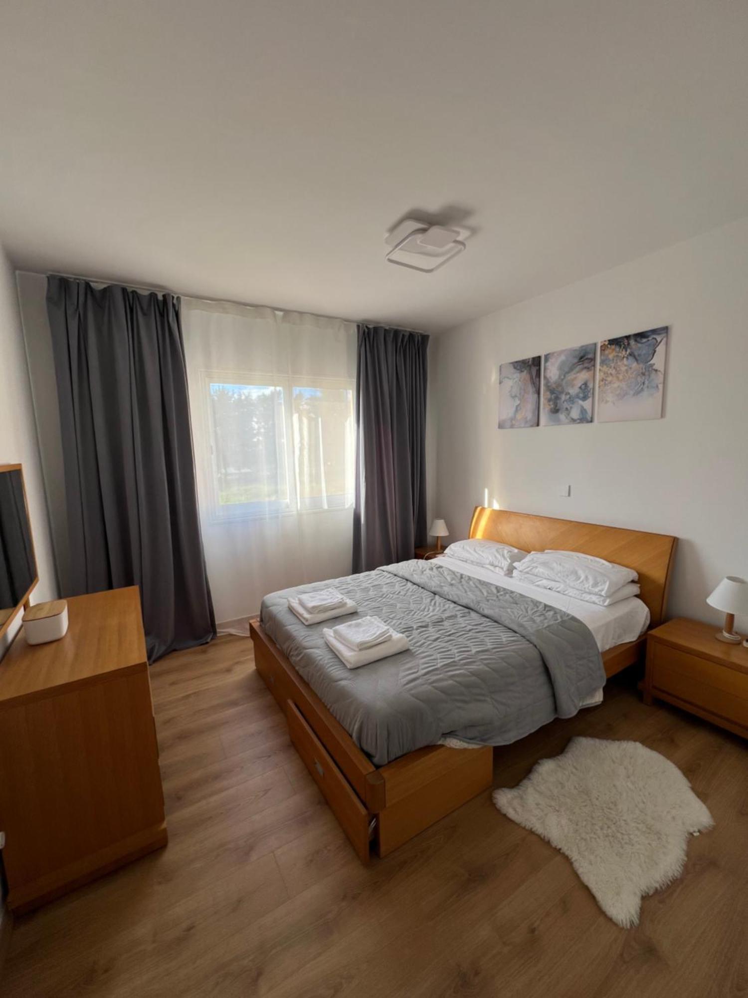 Iris Village Grand Apartment Пафос Екстер'єр фото