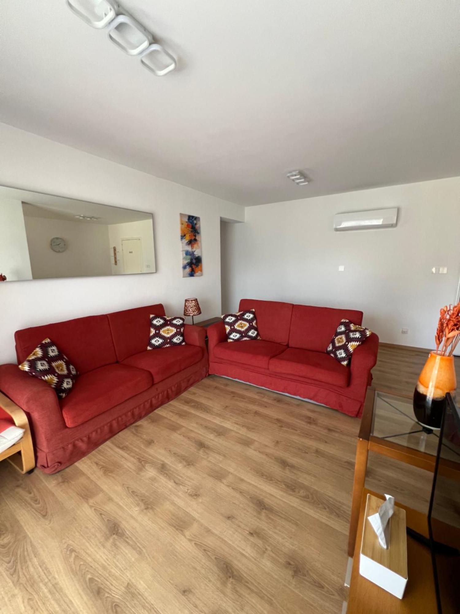 Iris Village Grand Apartment Пафос Екстер'єр фото